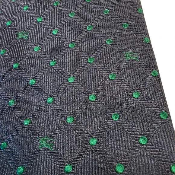 NWT Burberrys Silk Tie Navy Blue Green Dot Pattern Made in Italy Men's Power
